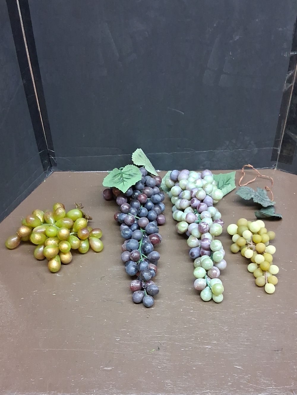 Collection Botanical Faux Grape Clusters (Set 3)‎